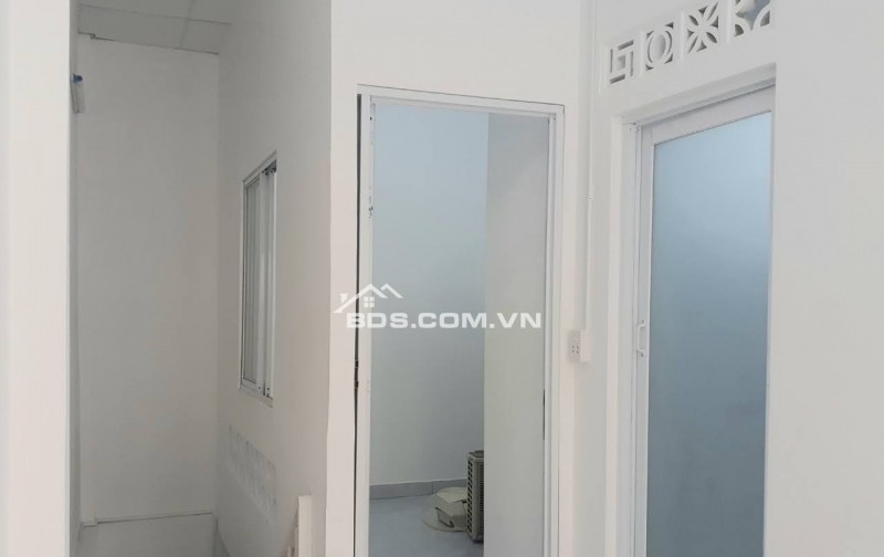 Chính chủ Cho thuê nhà nguyên căn 3*8m Nguyễn Thiện Thuật P3, Q3, Tp. HCM